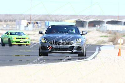 media/Feb-09-2025-Speed Ventures (Sun) [[4a0a0e1afa]]/Black Group/Session 2 (Turn 4)/